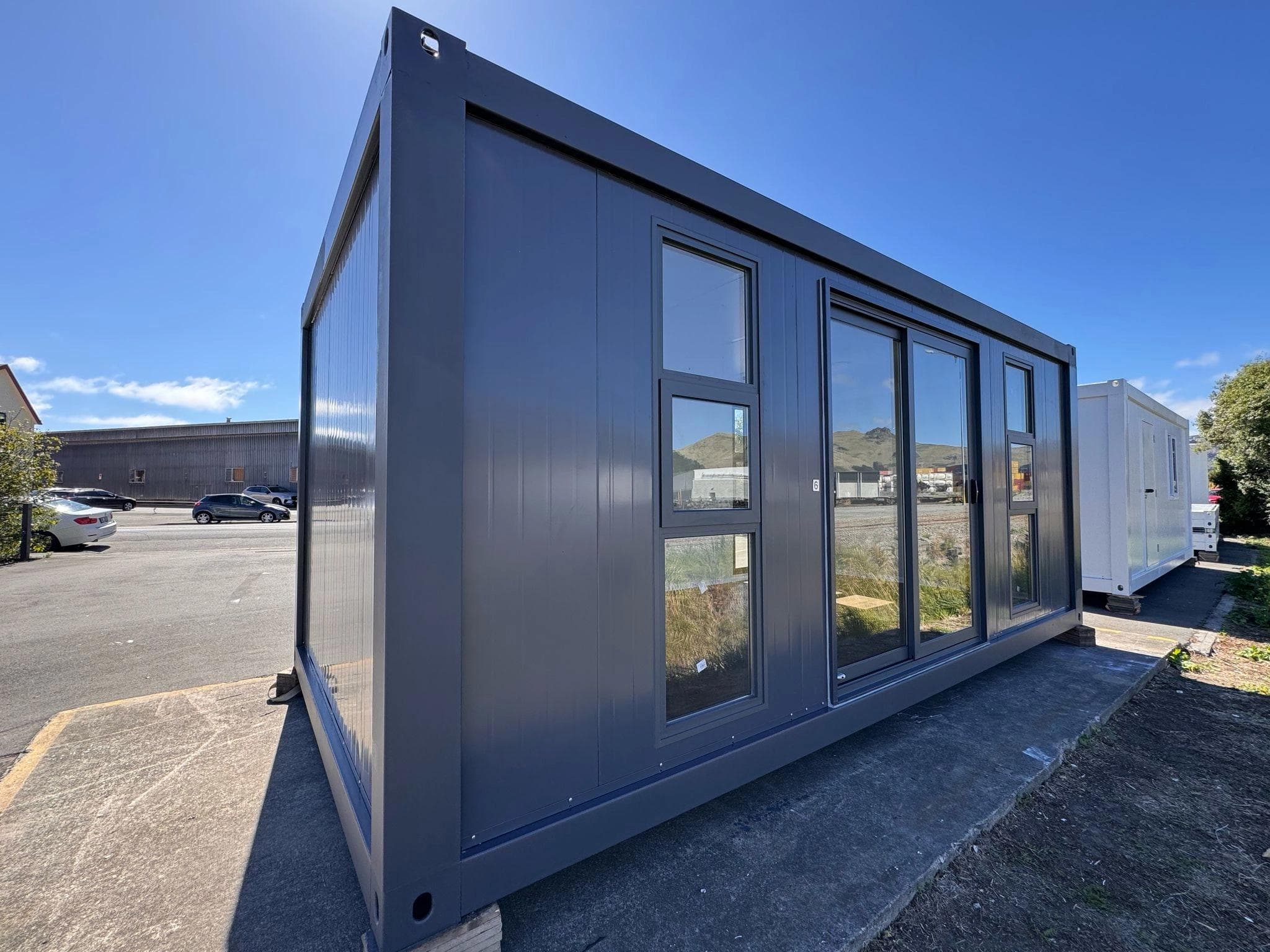 Image of Standard Cabin - Dark Graphite