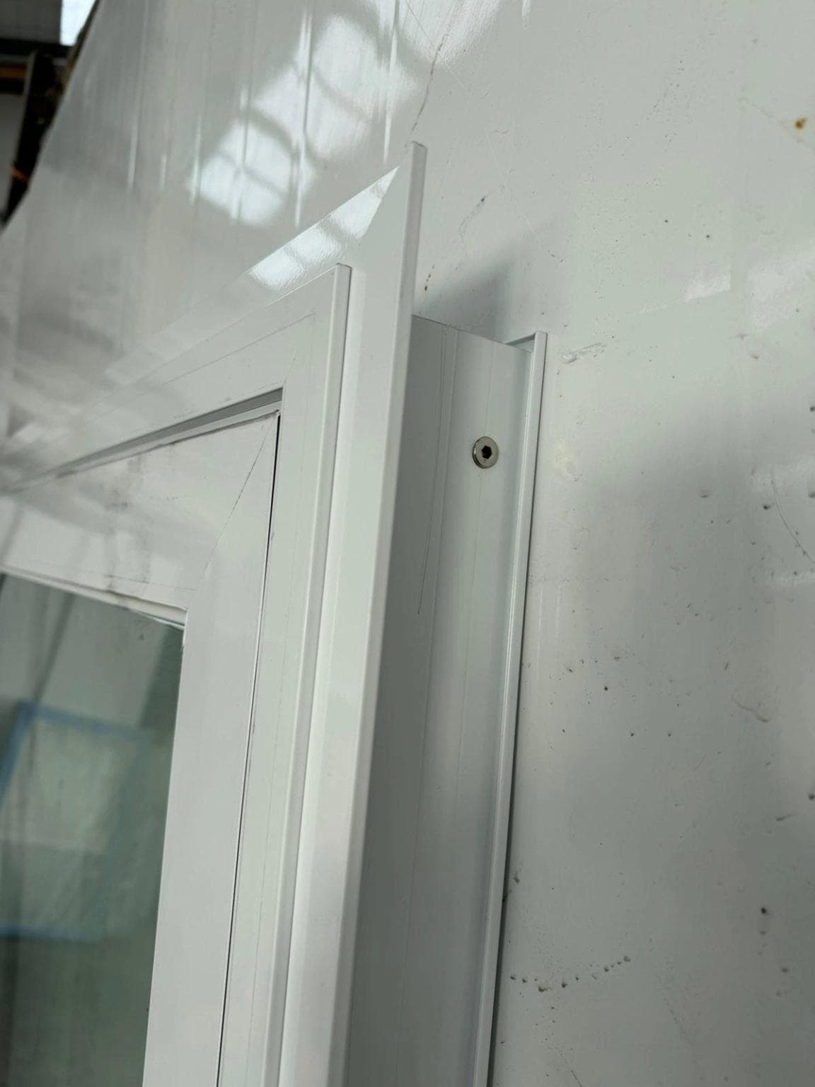 White Heavy Duty Exterior 2-Panel Aluminium Sliding Door image 5