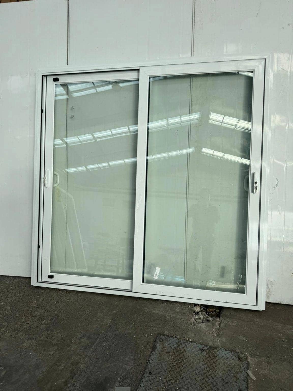 White Heavy Duty Exterior 2-Panel Aluminium Sliding Door image 3