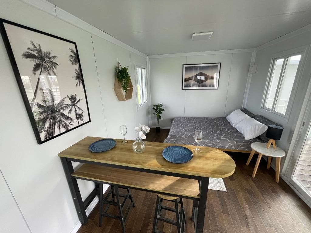 Cabin Dimension Image